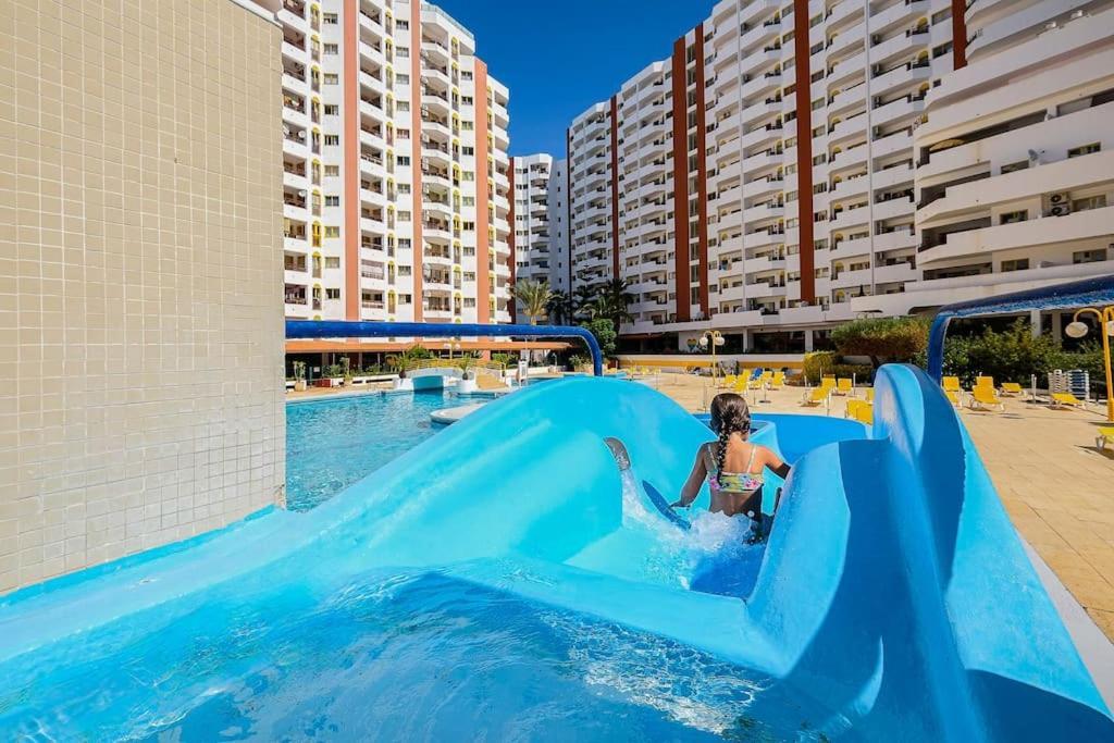 T2 With Pool, 300M From The Beach Portimão Buitenkant foto